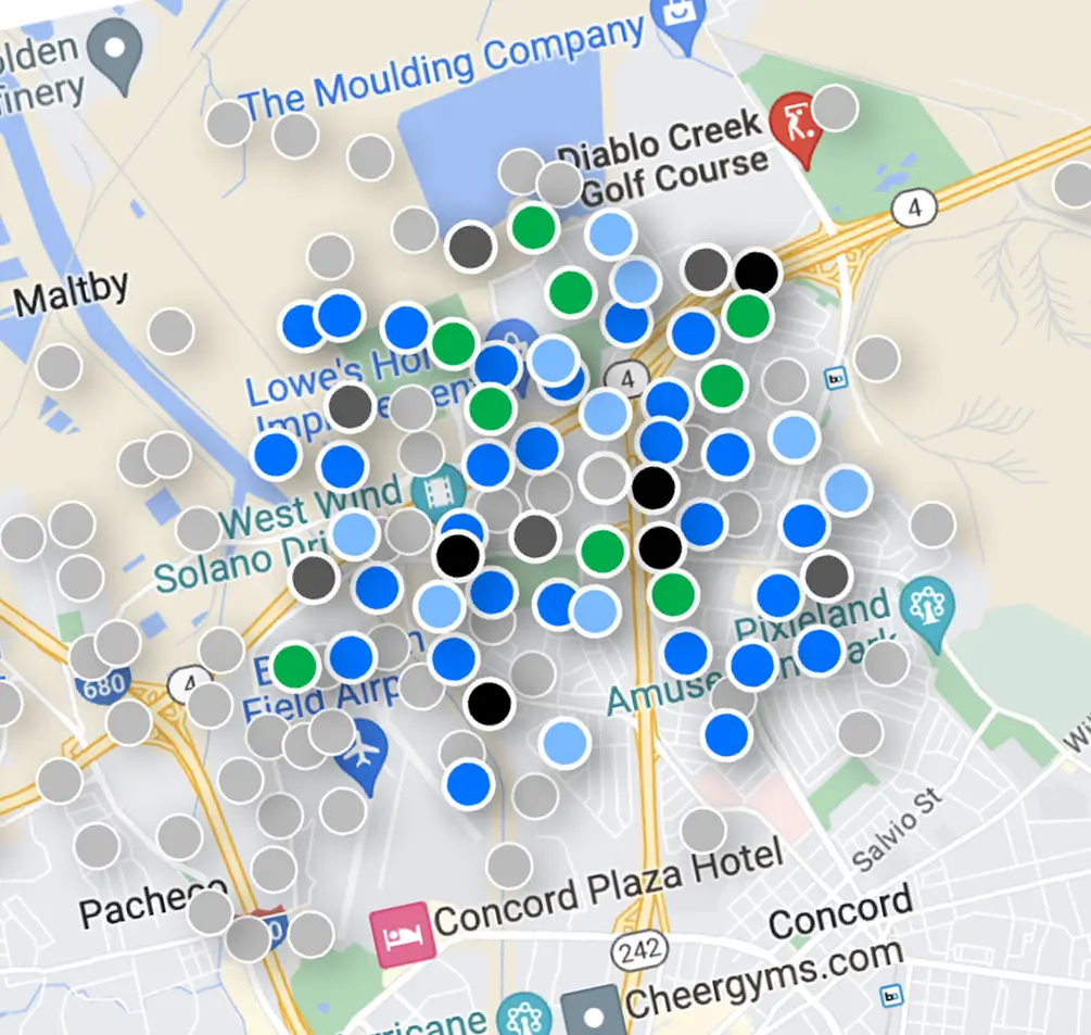 Market map with colour-coded customer pins showing responders and non-responders across a metro area